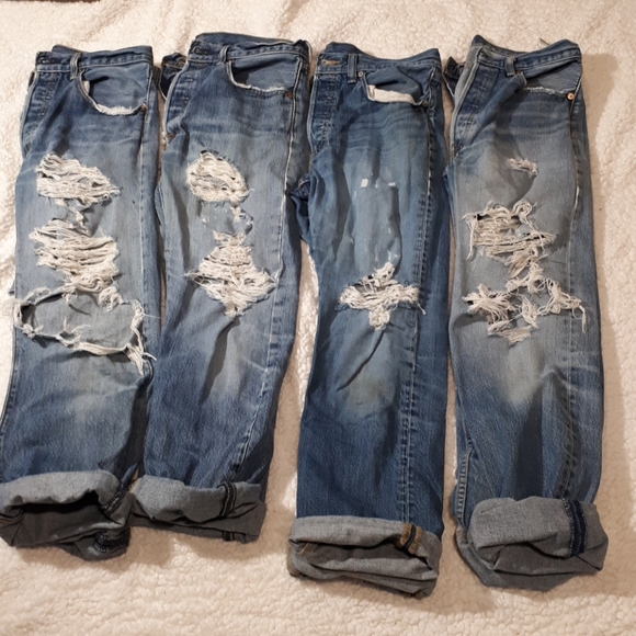 Distressed Levi's 501 Boyfriend jeans 🤯 - Picture 1 of 7